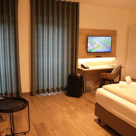 Hotel Weinhaus Moehle 바트왼하우젠 외부 사진